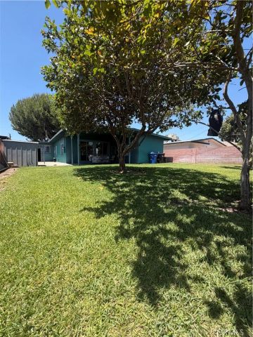 10445 Rose Hedge Drive, Whittier, CA 90606