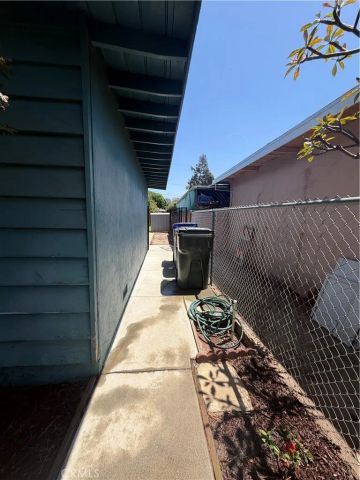 10445 Rose Hedge Drive, Whittier, CA 90606