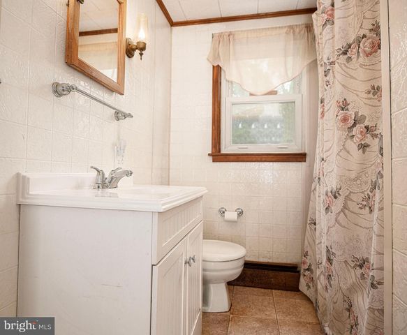 125 MANCHESTER ST, Glen Rock, PA 17327
