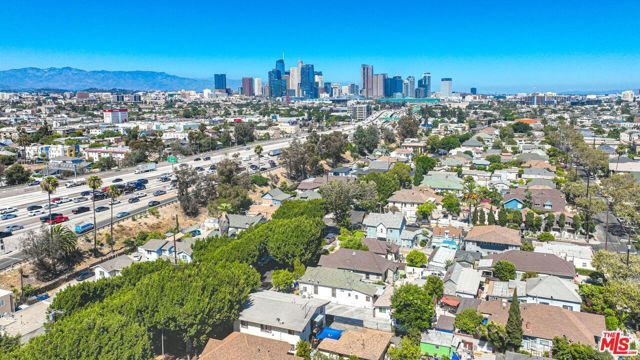1420 W 22nd Street, Los Angeles, CA 90007