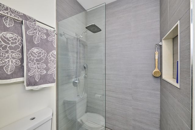 66 Catherine St 66, Boston, MA 02131