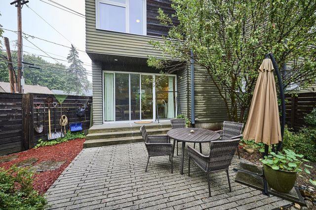 66 Catherine St 66, Boston, MA 02131