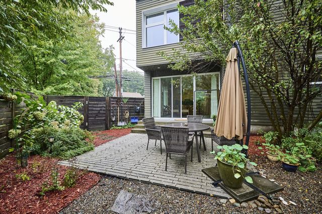 66 Catherine St 66, Boston, MA 02131