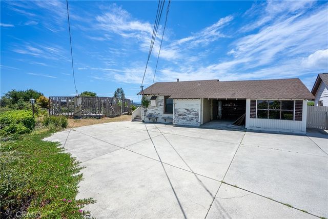 3300 Crestline Way, Soquel, CA 95073