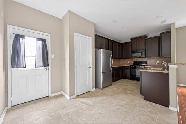 17110 Amarose Drive, Houston, TX 77090