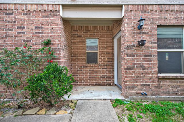 17110 Amarose Drive, Houston, TX 77090