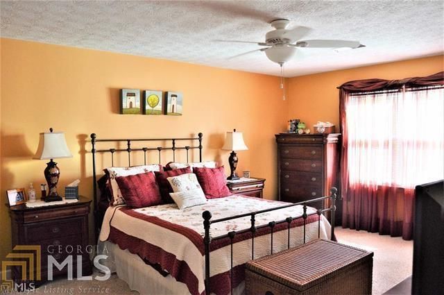 100 Lake Point Drive, Peachtree City, GA 30269