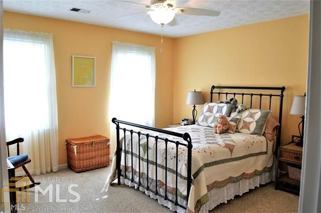 100 Lake Point Drive, Peachtree City, GA 30269