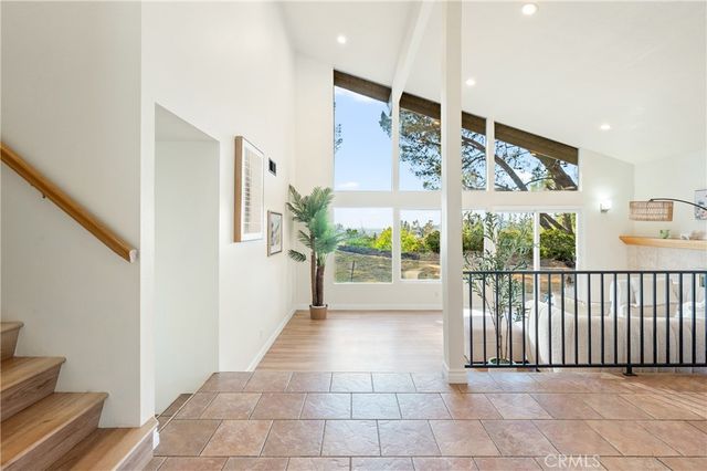 10961 Limetree, North Tustin, CA 92705