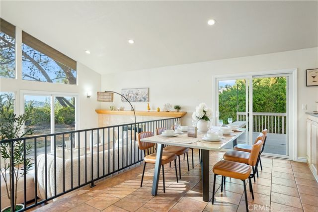 10961 Limetree, North Tustin, CA 92705