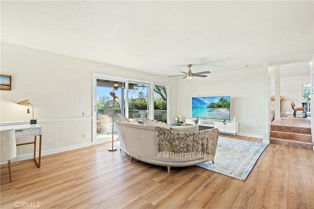 10961 Limetree, North Tustin, CA 92705