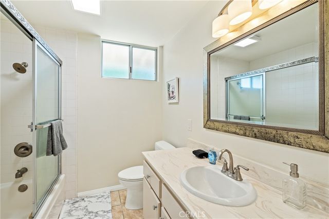 10961 Limetree, North Tustin, CA 92705