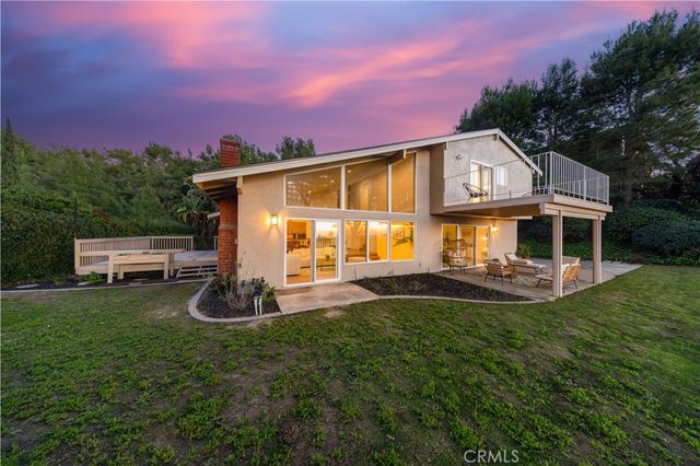 10961 Limetree, North Tustin, CA 92705