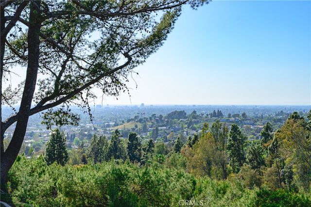 10961 Limetree, North Tustin, CA 92705