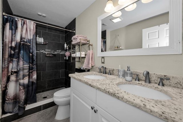 5 N HAYES ROAD, Oldsmar, FL 34677