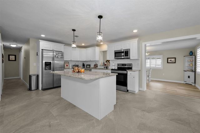 5 N HAYES ROAD, Oldsmar, FL 34677