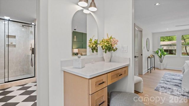 7234 Rollingridge Drive, Charlotte, NC 28211