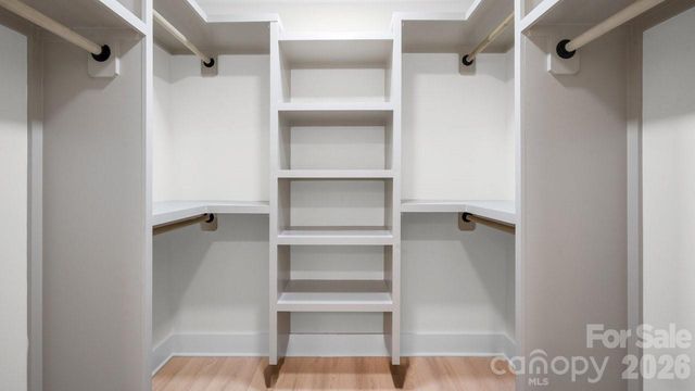 7234 Rollingridge Drive, Charlotte, NC 28211