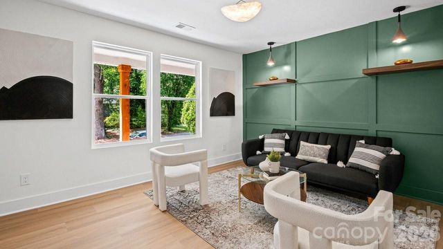 7234 Rollingridge Drive, Charlotte, NC 28211