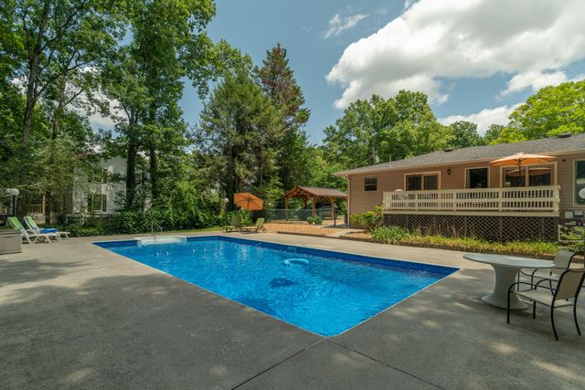 132 County Road 620, Etowah, TN 37331