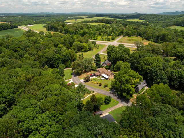 132 County Road 620, Etowah, TN 37331