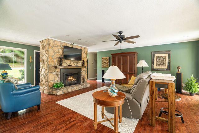 132 County Road 620, Etowah, TN 37331
