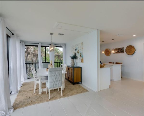 9214 Kincaid CT, Sanibel, FL 33957