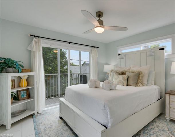 9214 Kincaid CT, Sanibel, FL 33957
