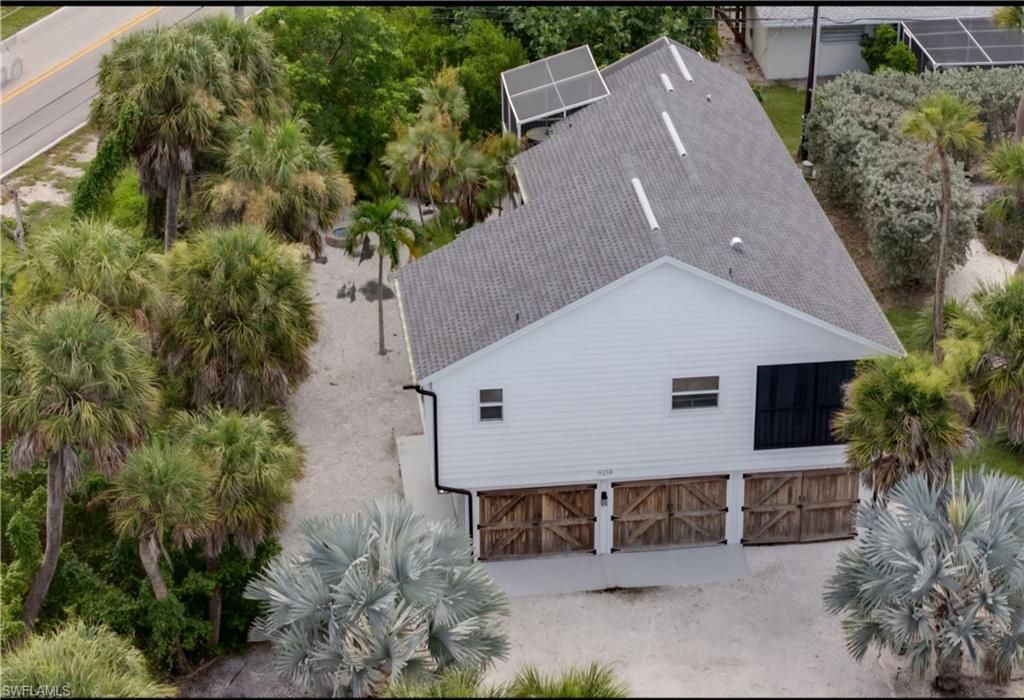 9214 Kincaid CT, Sanibel, FL 33957