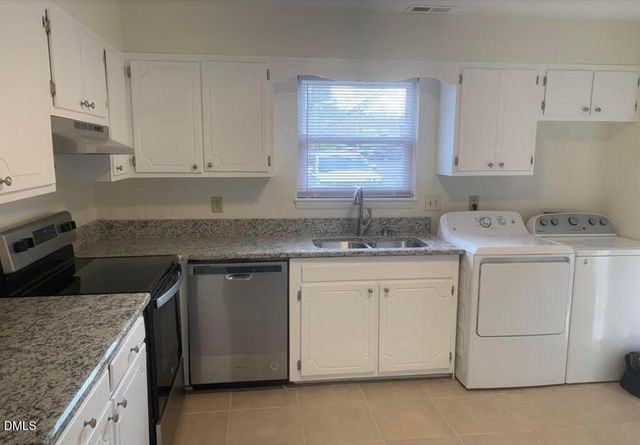 1220 Manassas Court B, Raleigh, NC 27609