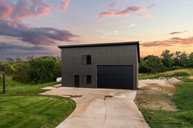 2188 114th Court, Winterset, IA 50273