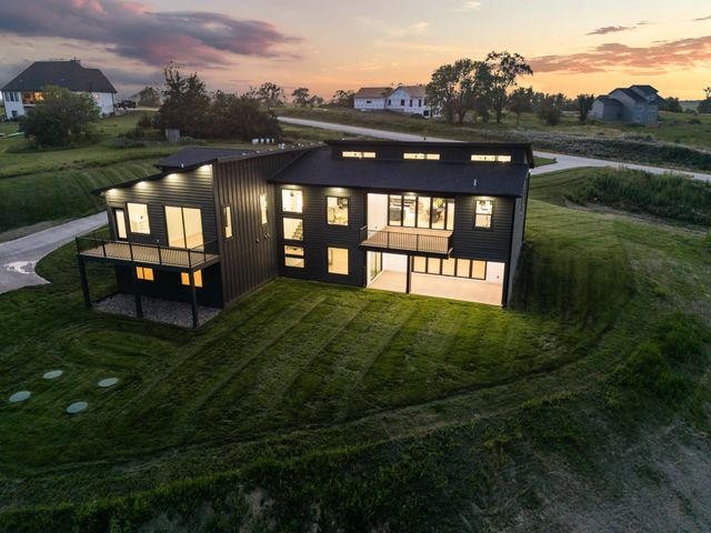 2188 114th Court, Winterset, IA 50273