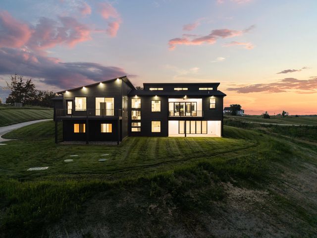 2188 114th Court, Winterset, IA 50273