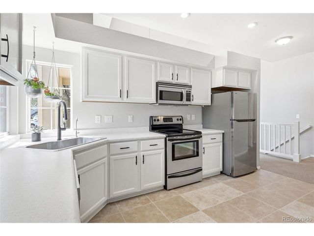 1685 S Emporia Ct, Aurora, CO 80247