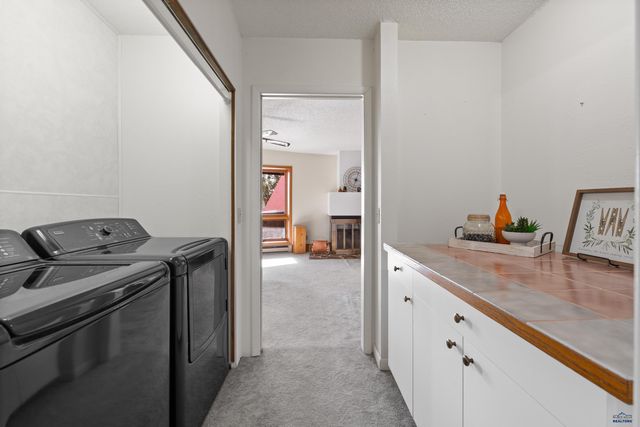 8558 DUNSMORE RD, Rapid City, SD 57702