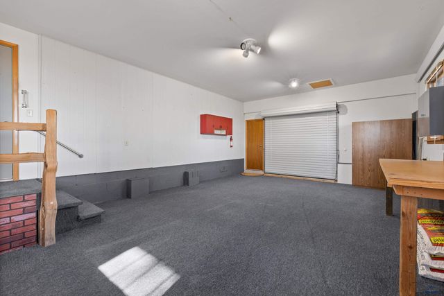 8558 DUNSMORE RD, Rapid City, SD 57702