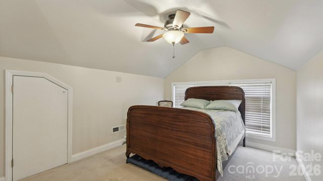 552 Hyde Park Drive NE, Concord, NC 28025