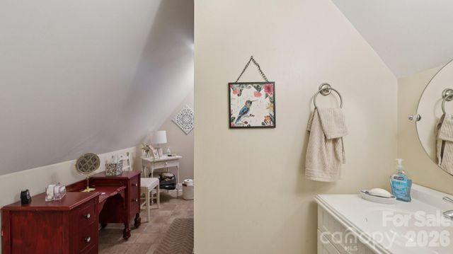 552 Hyde Park Drive NE, Concord, NC 28025