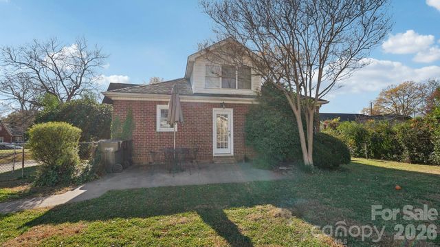 552 Hyde Park Drive NE, Concord, NC 28025