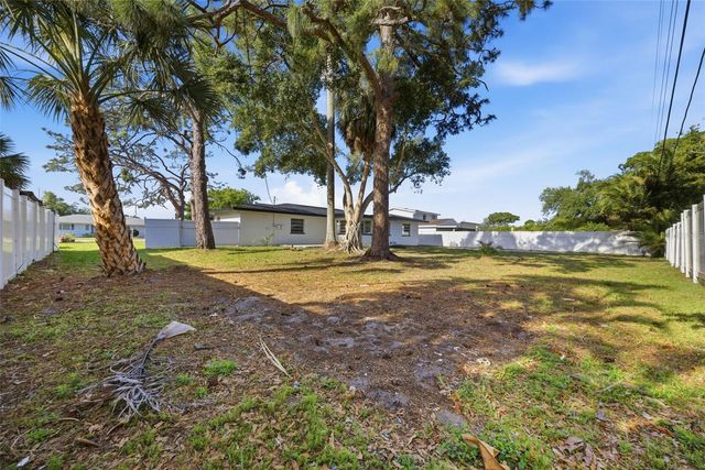 5112 11TH AVENUE W, Bradenton, FL 34209