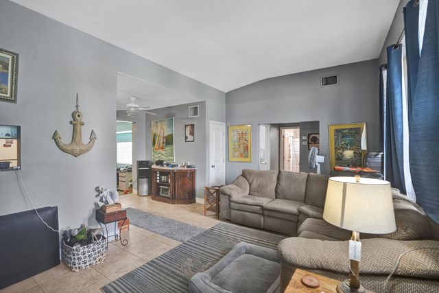 2461 NE 20th Avenue, Lighthouse Point, FL 33064