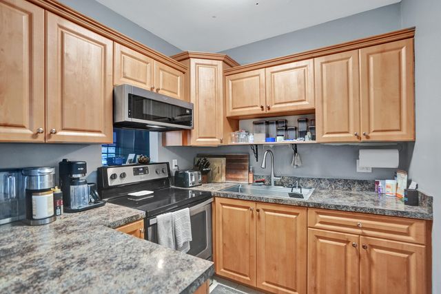 2461 NE 20th Avenue, Lighthouse Point, FL 33064