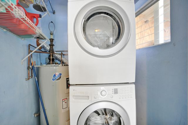 2461 NE 20th Avenue, Lighthouse Point, FL 33064