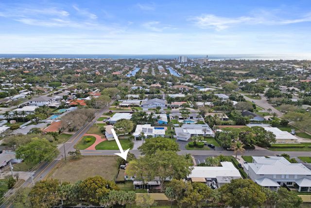 2461 NE 20th Avenue, Lighthouse Point, FL 33064