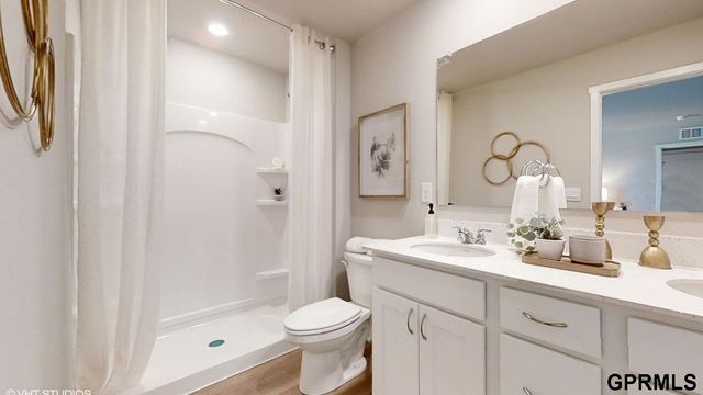 8917 N 167th Street, Bennington, NE 68007