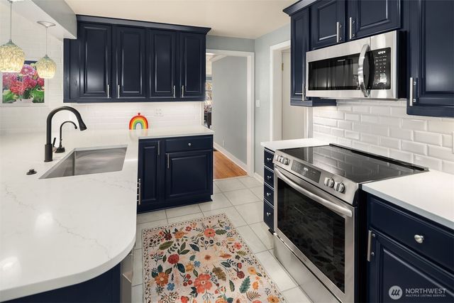 3719 W Tilden Street, Seattle, WA 98199