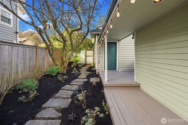 3719 W Tilden Street, Seattle, WA 98199