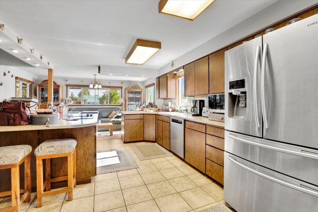403 N JEFFERSON St, Medical Lake, WA 99022