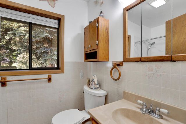 403 N JEFFERSON St, Medical Lake, WA 99022