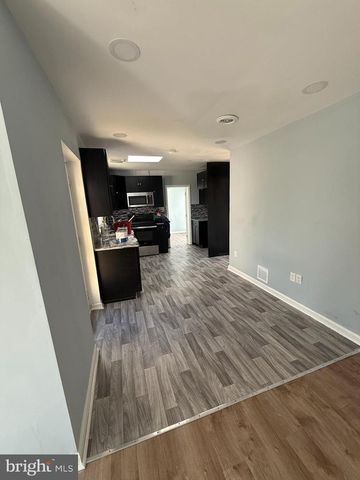 7 KINGS HWY N, Cherry Hill, NJ 08034